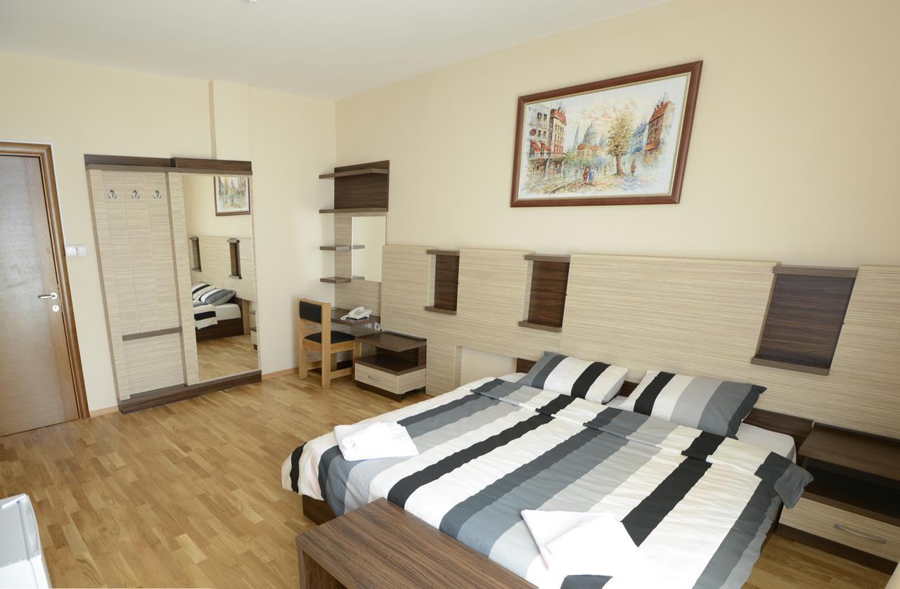 Hotel Bella Nella Leskovac  Dış mekan fotoğraf